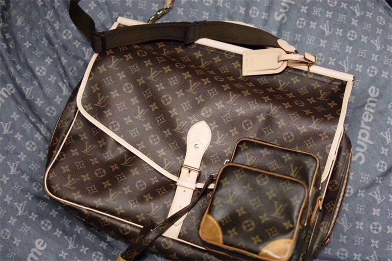  Timeless tote bag carried on shoulder 16