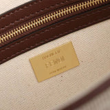 Ziva's Charm handbag – close-up view (Standard Size)