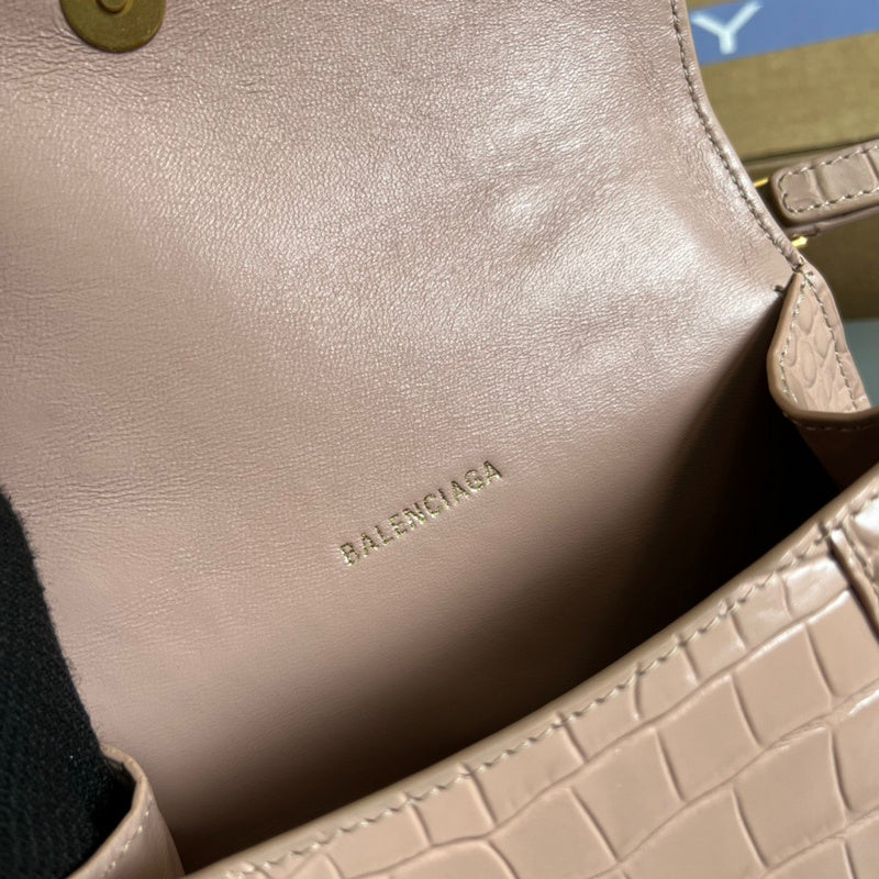 Chic Faux Leather Handbag - Versatile Everyday Design | Women's Everyday Carry Handbag #286 - texture close-up (image 9) of designer-inspired handbag