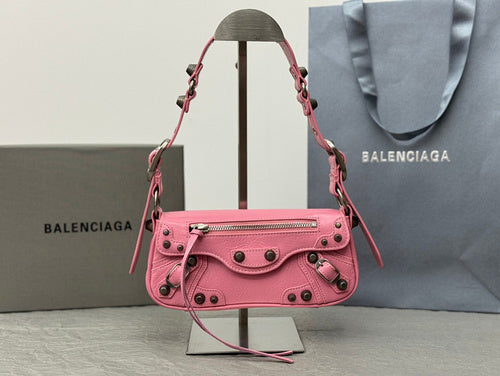 Zivas Charm Understated Luxury Statement Handbag (Effortless Style Upgrade) – Front View 2