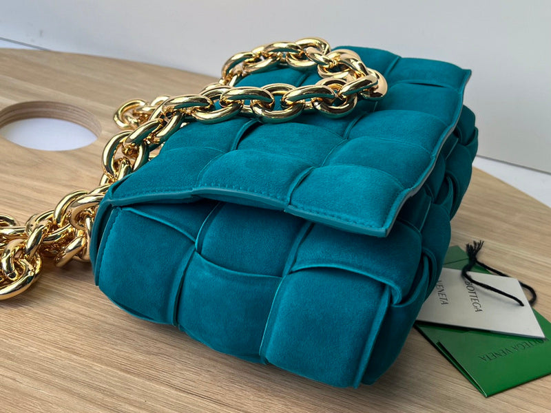 Chic Vegan Leather Handbag - Everyday Elegance | Women's Premium Handbag #1654 - product detail shot (image 10) of designer-inspired handbag