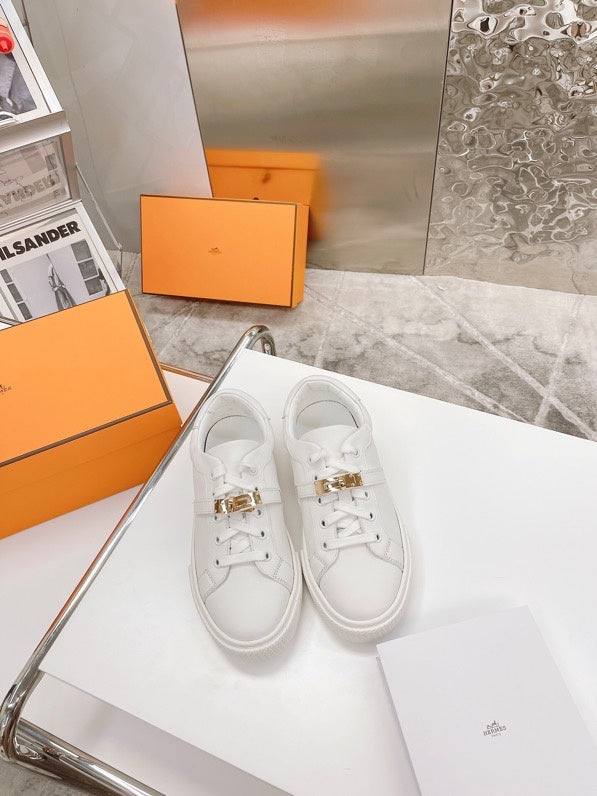 Hermes shoes Style 360 - close-up of sleek modern silhouette