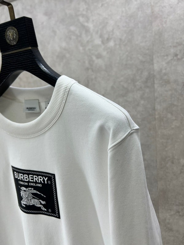 Three-quarter angle view of Burberry luxury piece style No.538