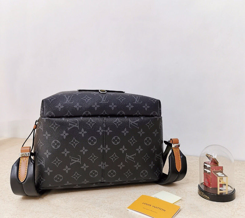 Interior view of elevated classic women's handbag – women's designer-style accessory