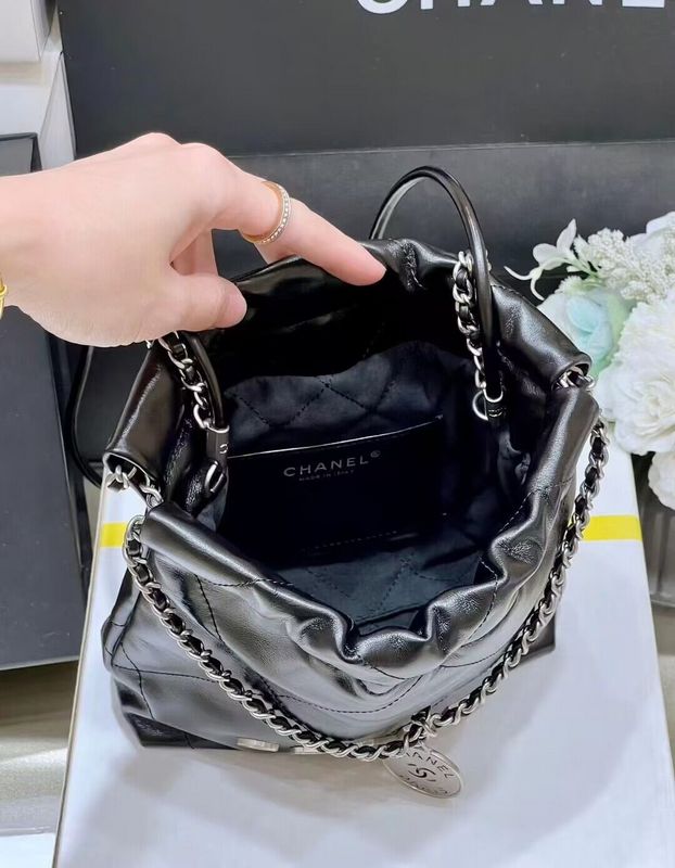  mid purse view 5