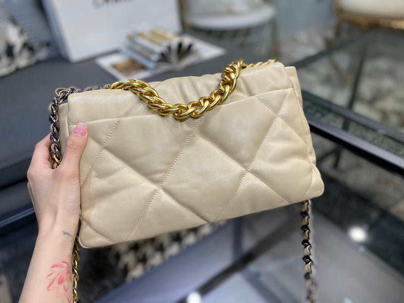  women's handbag, mid design, view 8