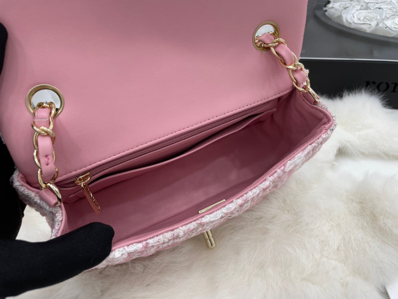 Zivas Charm Effortless Sophistication Designer Handbag (Signature Shape & Finish) – Close-Up Detail