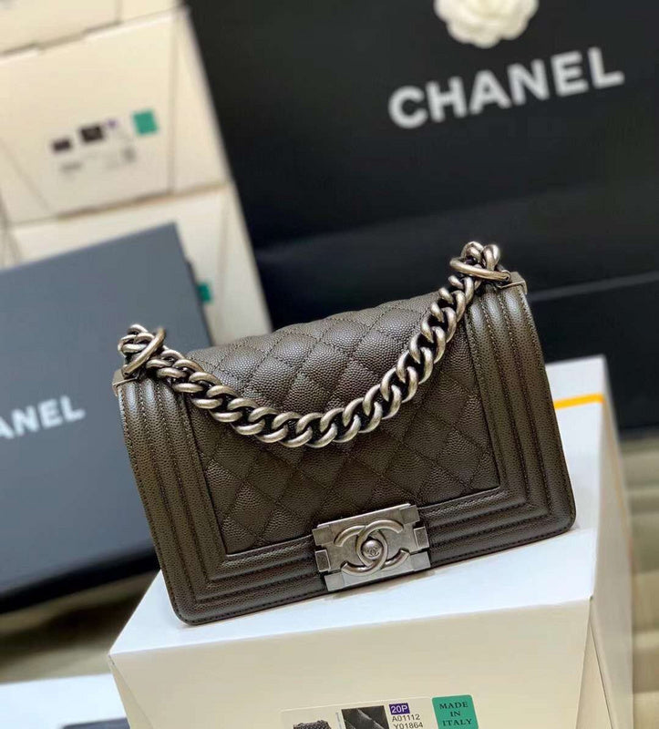  mid purse view 1