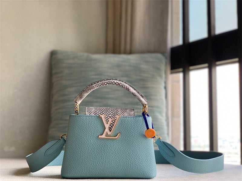  carryall bag interior and compartment view 15