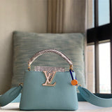  carryall bag interior and compartment view 15