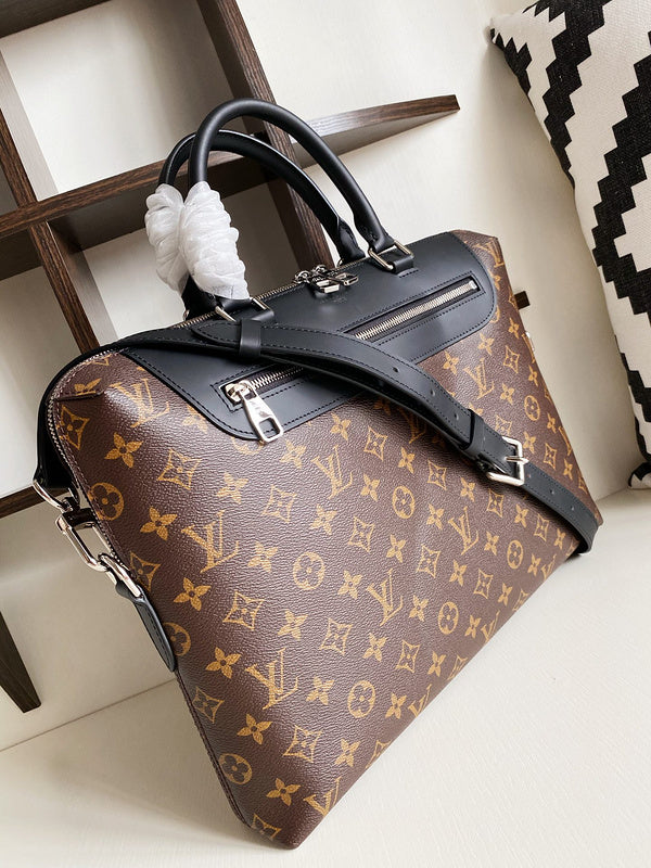 Back view of classic sleek women's handbag – women's everyday handbag