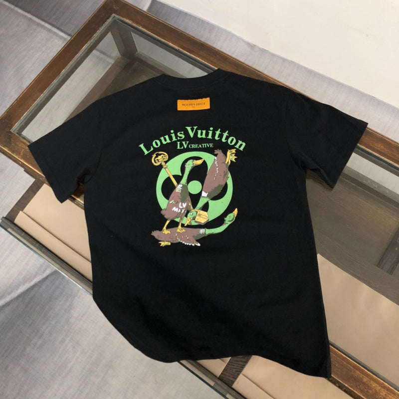Side profile of Louis Vuitton cotton t-shirt with streetwear-inspired cut