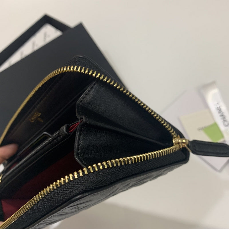 Zivas Charm Effortless Sophistication Everyday Handbag (Elevated Accessory Essential) – Styled Look