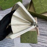 Close-up detail of everyday-luxe chic women's handbag – women's premium purse
