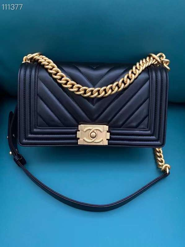  women's handbag, mid design, view 2