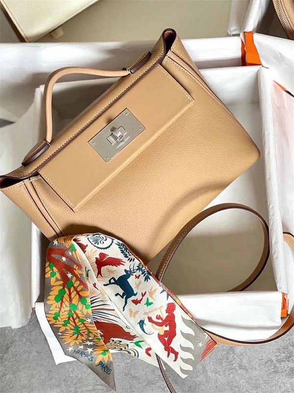 Side view of streamlined structured handbag