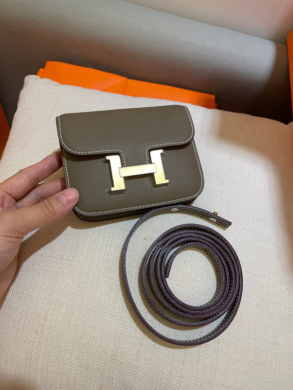 Versatile handbag styled for everyday wear
