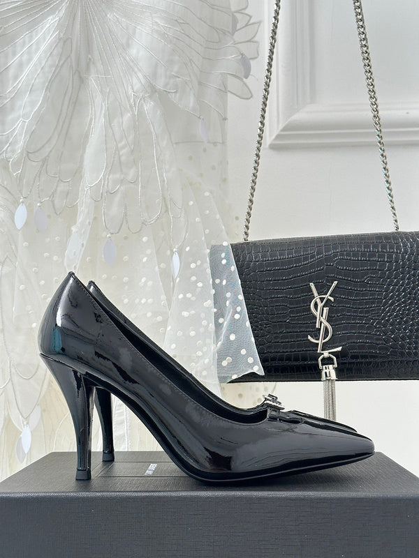 Front view of Saint Laurent luxury piece style No.010