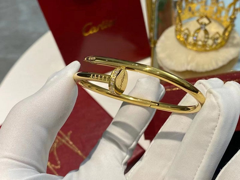 Front view of Cartier unisex jewelry piece