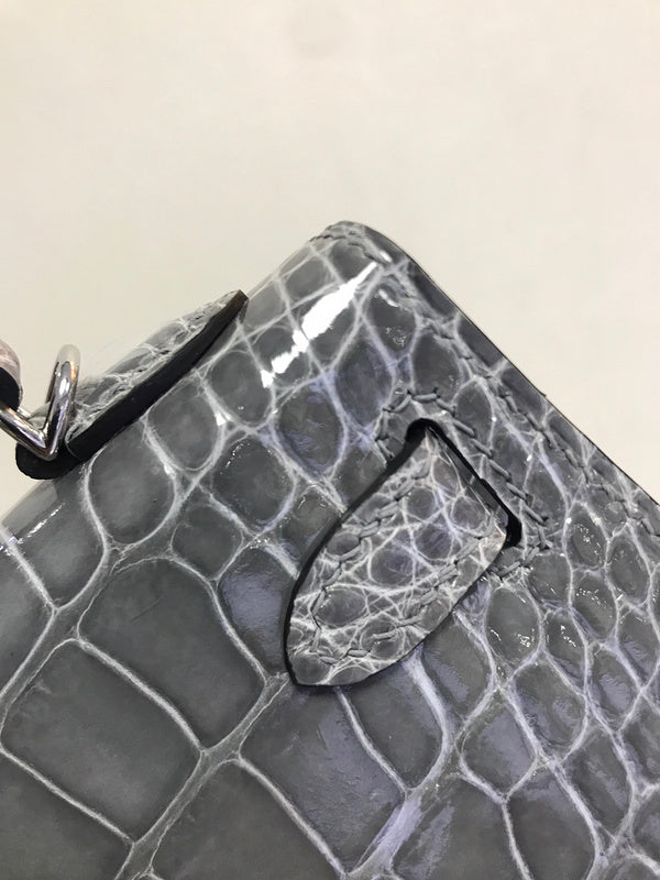 Clean-Lined bag women's premium everyday handbag