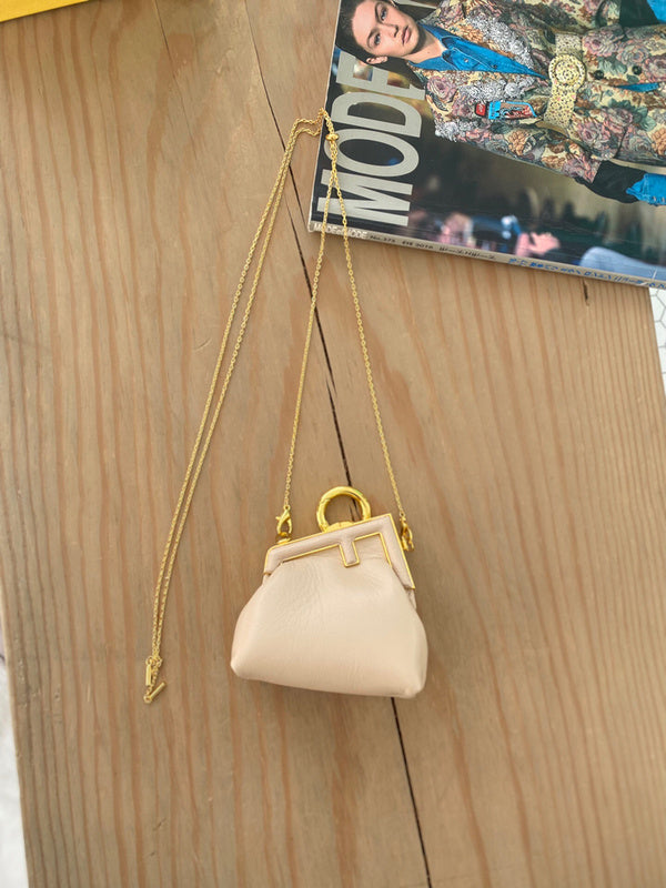 Ziva's Charm handbag – close-up view (11.5cm*10cm*5.5cm)