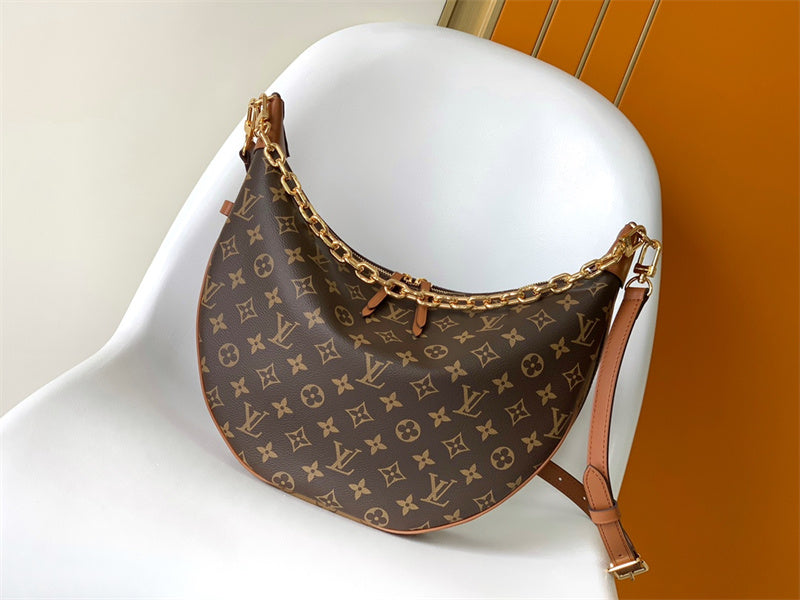  Statement crossbody bag front view