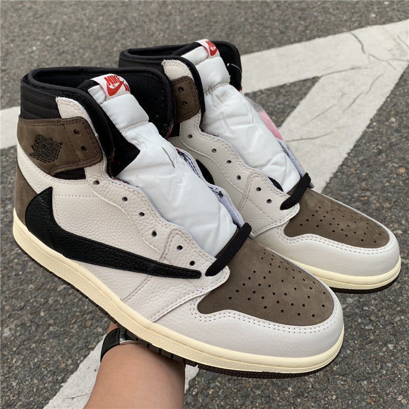 Nike fresh white-and-black luxury sneakers view 8 streetwear statement look