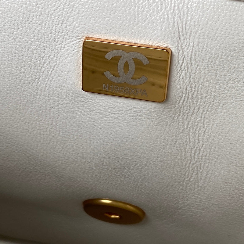 mid purse view 7