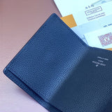  crossbody bag interior and compartment view 9