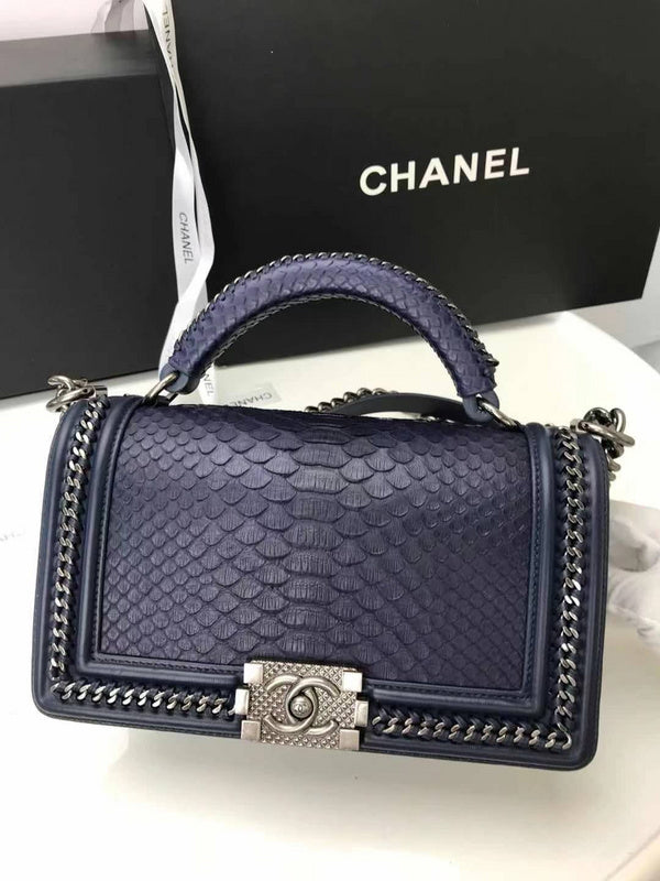  women's handbag, mid design, view 4