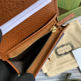 Close-up detail of everyday-luxe refined women's handbag – women's premium purse