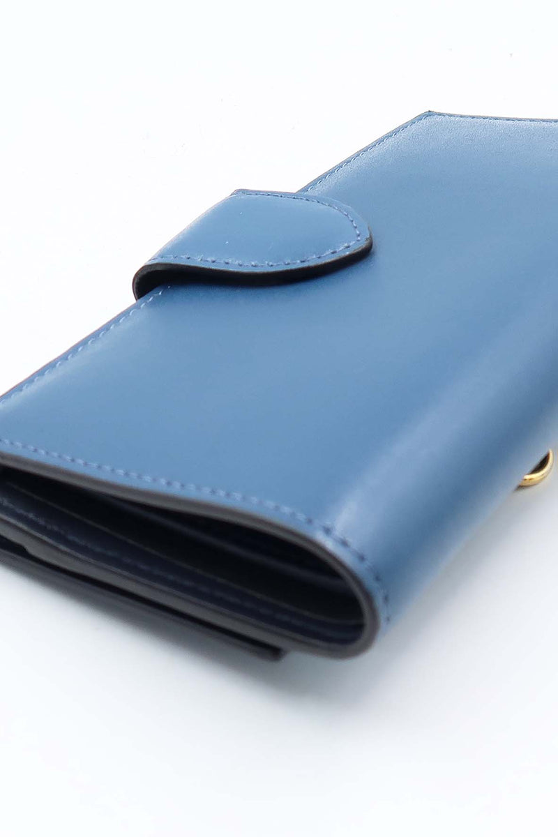 Close-up of By bags hardware and fine stitching