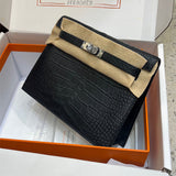  shopper bag interior and compartment view 15