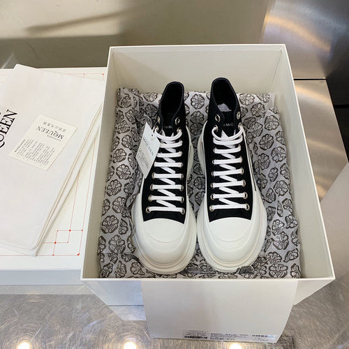 Alexander McQueen shoes Style 294 - packaging and accessories
