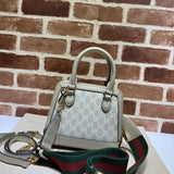 Side profile of everyday-luxe premium women's handbag – women's luxury accessory