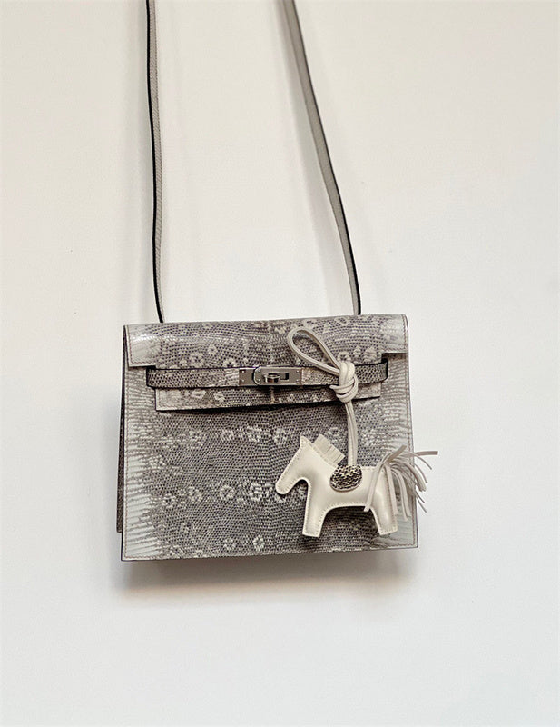 Close-up detail of crisp bag design