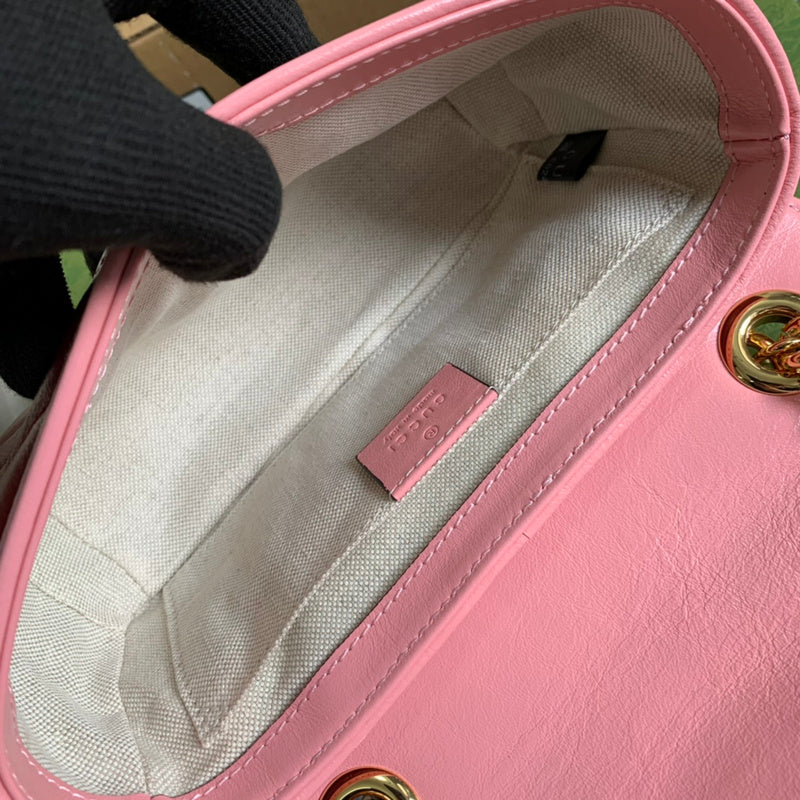 Side profile of refined chic women's handbag – women's luxury accessory