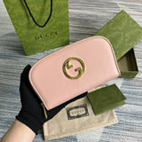 Front view of structured premium women's handbag – women's everyday handbag