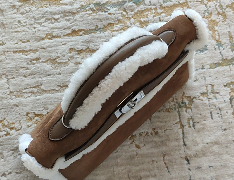 Minimalist handbag styled for everyday wear