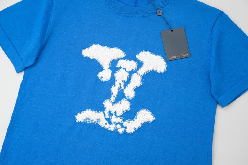 Front view of Louis Vuitton cotton t-shirt with relaxed-fit cut