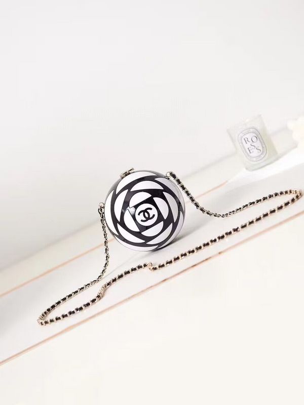  handbag, versatile everyday style, image 1