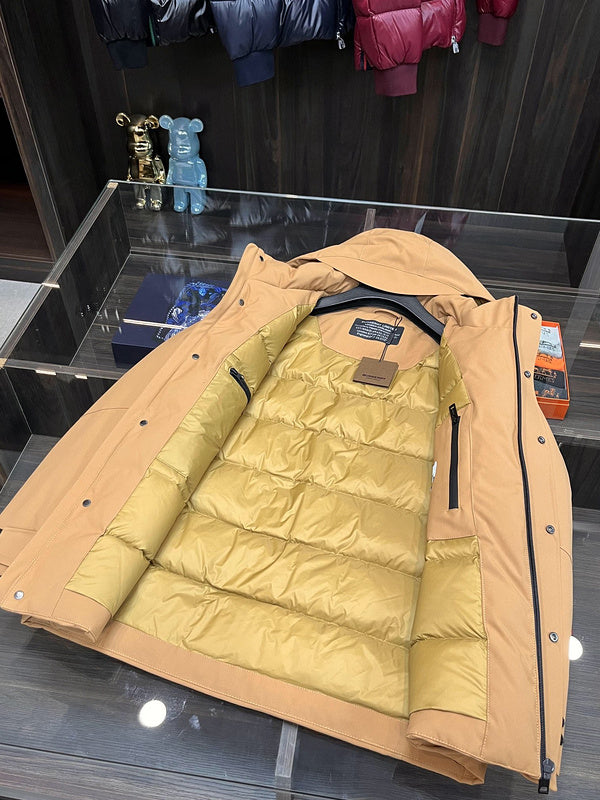 Three-quarter angle view of Burberry luxury piece style No.307