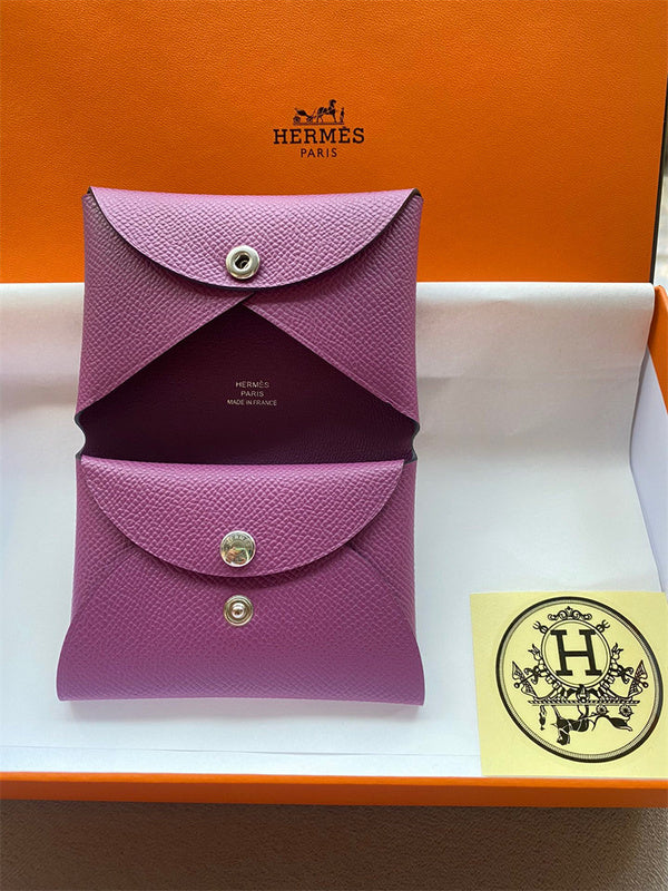 Interior view of understated premium bag