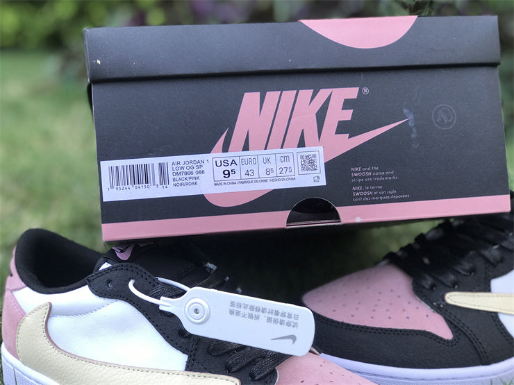 Nike classic monochrome luxury sneakers view 13 everyday casual design