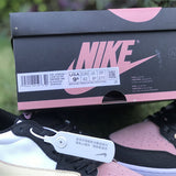 Nike classic monochrome luxury sneakers view 13 everyday casual design