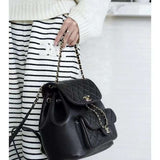 Zivas Charm Modern Minimalist Look Luxury Handbag (Contemporary Shape Language) – Detail View