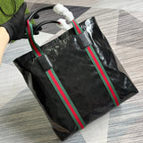 Handle and strap detail of elevated refined women's handbag – women's luxury accessory