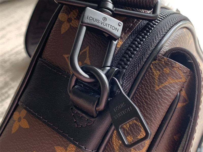  Everyday everyday bag carried on shoulder