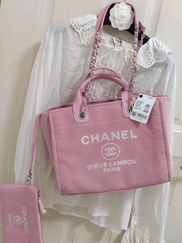  spacious purse view 3
