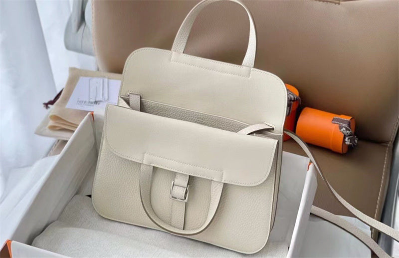  shopper bag interior and compartment view 33